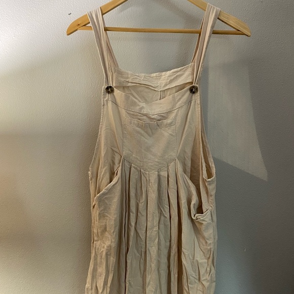 Cream Pinafore Overalls With Pleated Front Size Large 100% Cotton - Picture 1 of 6
